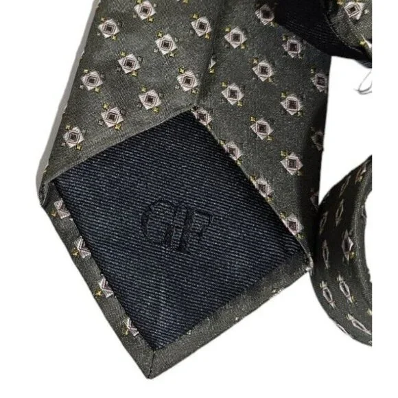 GIANFRANCO FERRE Men's 100% Silk Necktie LUXURY Tie Green Geometric W:2.7" EUC
